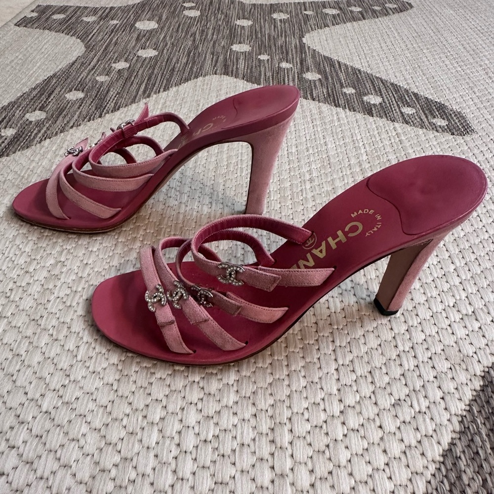 Chanel Rhinestone Logo Sandals - Picture 9 of 15